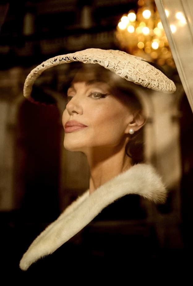 أنجلينا جولي