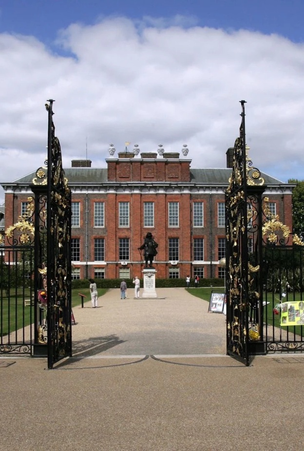 إغلاق قصر وليام وكيت بسبب العاصفة بيرت