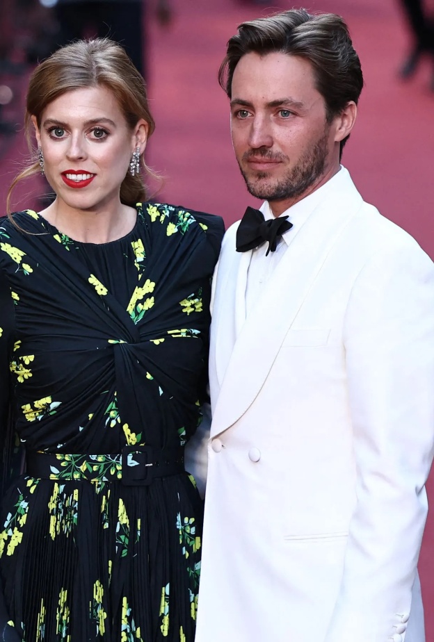 الأميرة بياتريس إشراقة حمل جديدة وسط مهامها الملكية