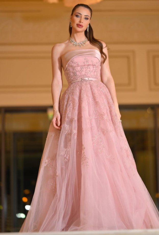 انابيلا هلال