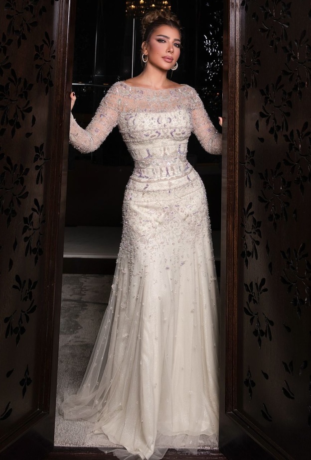 فستان عرائسي من الفنانة أصالة نصري