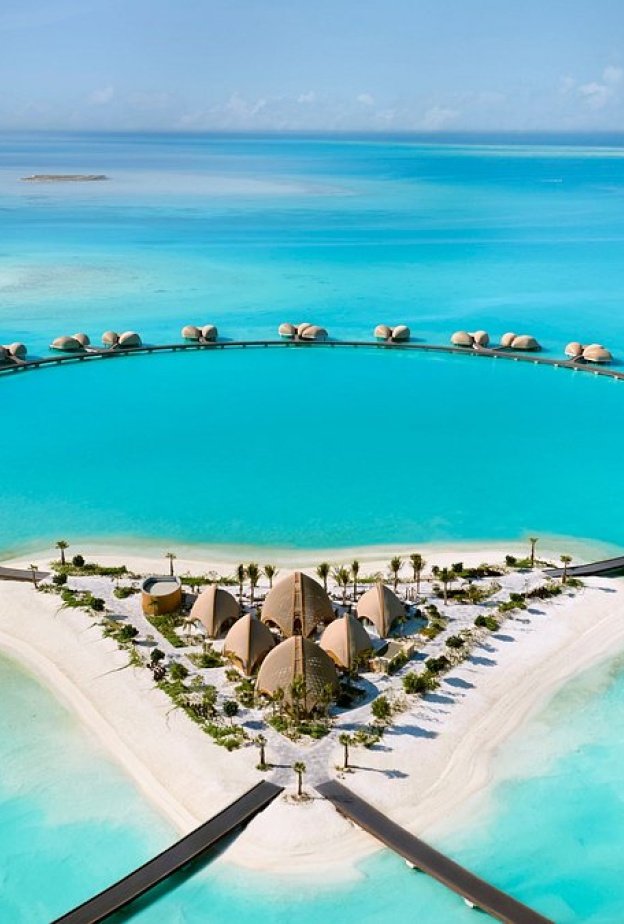 مدينة أملج الساحرة والتي تقع على ساحل البحر الأحمر