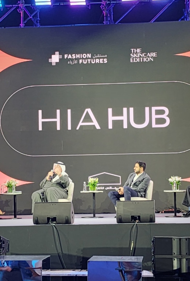 جلسة نقاشية في "هي هب" 2024 مع أهم الخبراء حول التطورات والعناية بالشعر