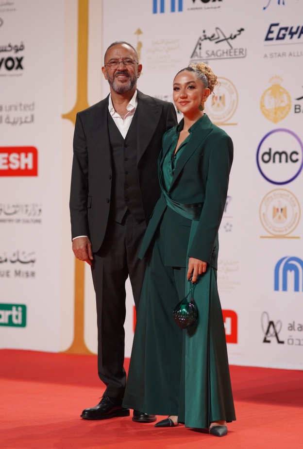 أشرف عبدالباقي وابنته زينة