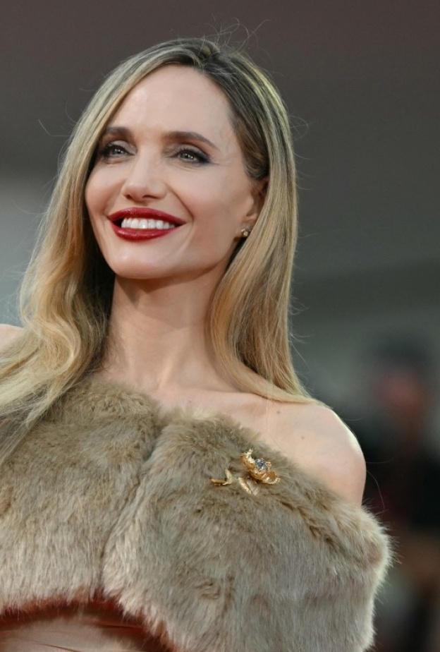 أنجلينا جولي