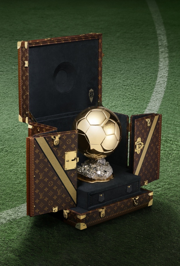 جائزة الكرة الذهبية BALLON D’OR لعام 2024