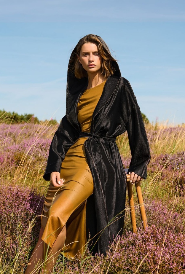 تصميم من علامة Mauzan