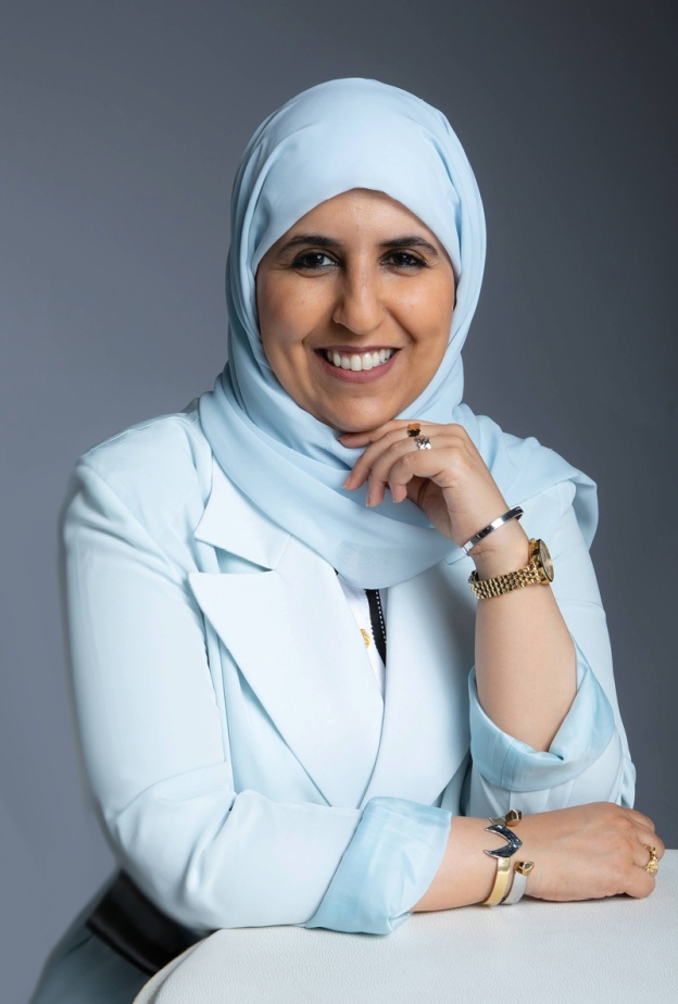 القيمة والمؤرخة الفنية إيمان الجبرين