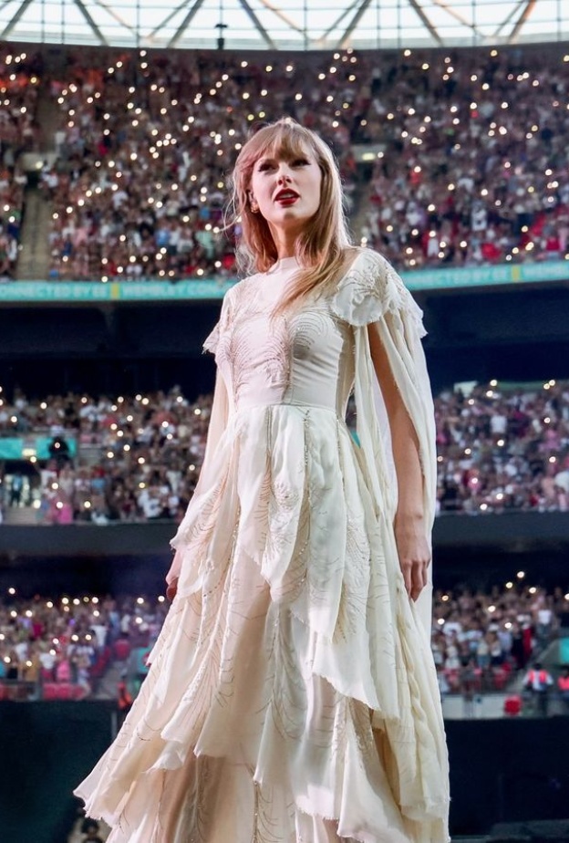 تايلور سويفت