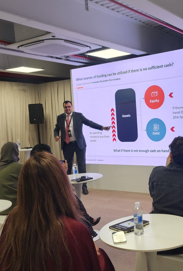 "من الفكرة إلى رأس المال: مسارات التمويل في مجال الأزياء"... جلسة غنيّة بالمعلومات في "هي هب"