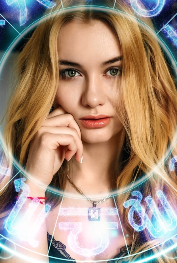 رحلة مع النجوم: توقعات يومية لكافة الأبراج