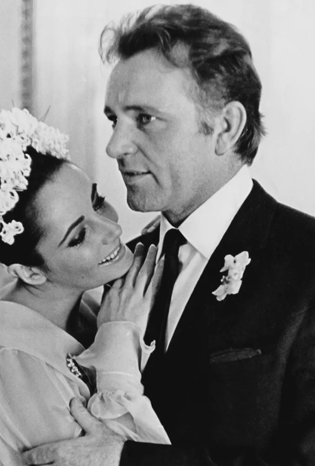 إليزابيث تايلور Elizabeth Taylor وريتشارد بيرتون Richard Burton