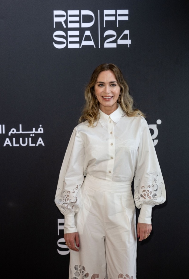 اميلي بلانت