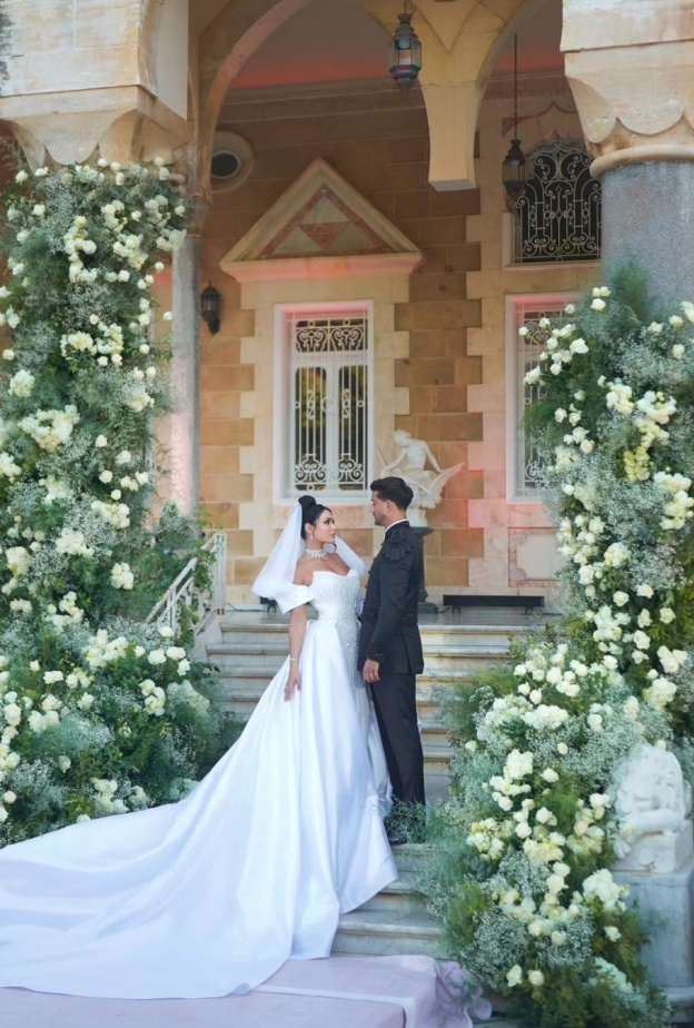 شيرين ابو العز خلال حفل زفافها