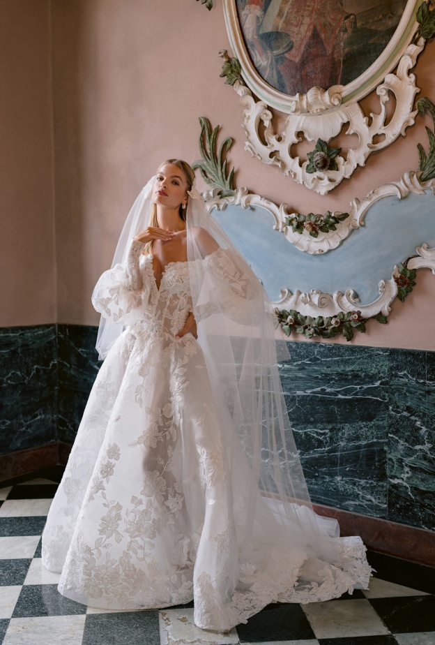 عروس مونيك لولييه عصرية بموجات فيكتورية