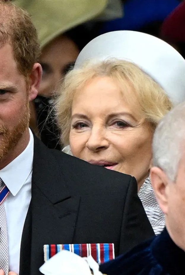 لهذا السبب الملك تشارلز لن يسحب الألقاب الملكية من أندرو وهاري