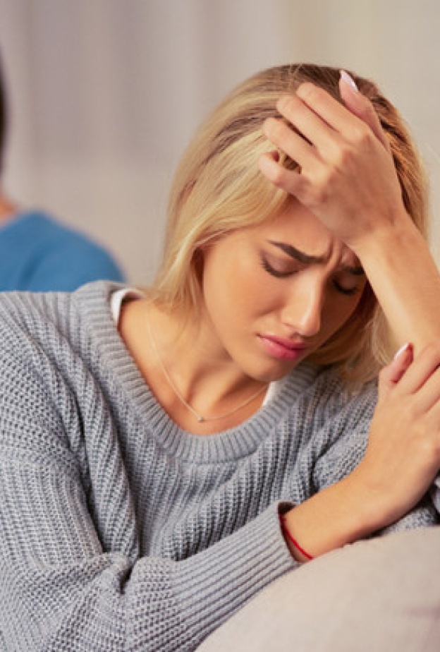 يجب استشارة الخبراء لايجاد طرق سليمة للتعامل مع الزوج سليط اللسان