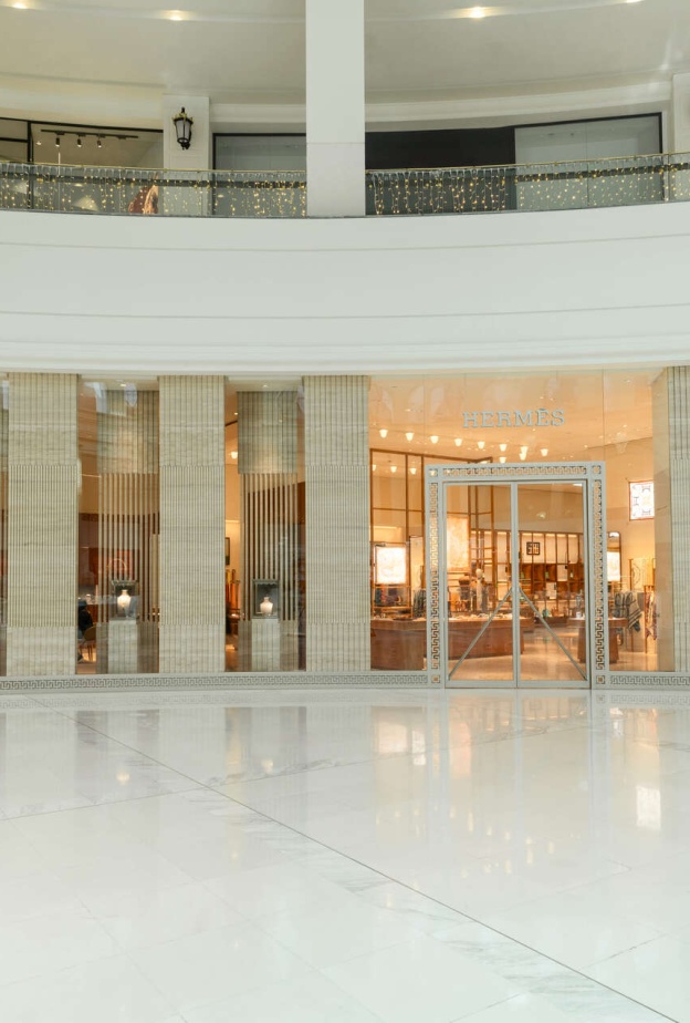 Faubourg Revêrie واجهة Hermes السحرية الجديدة