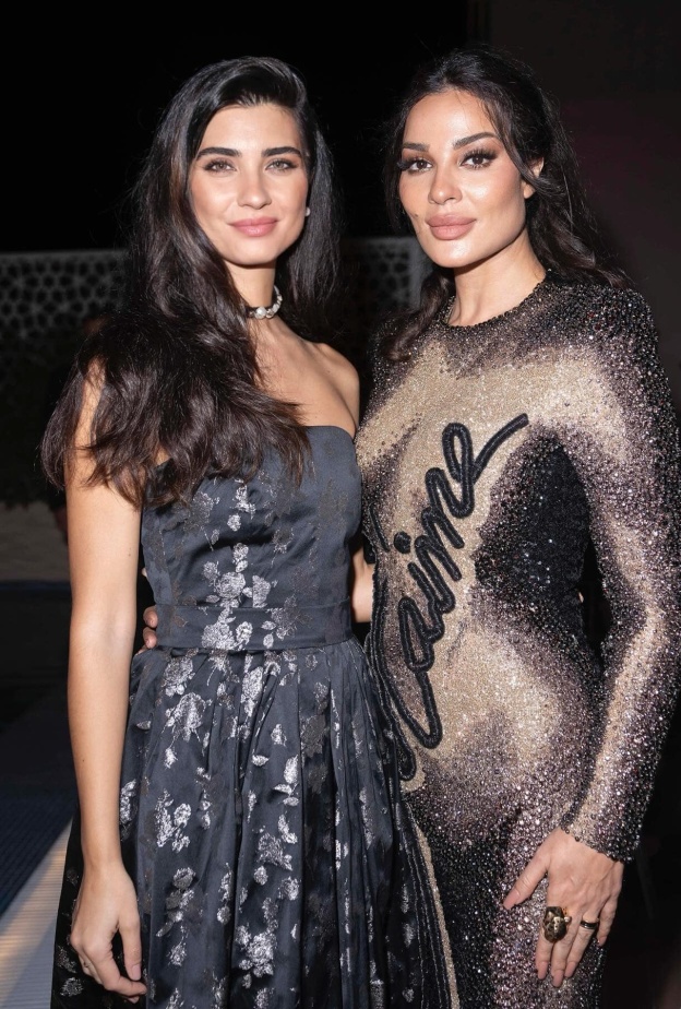 نادين نجيم وتوبا بويوكستون