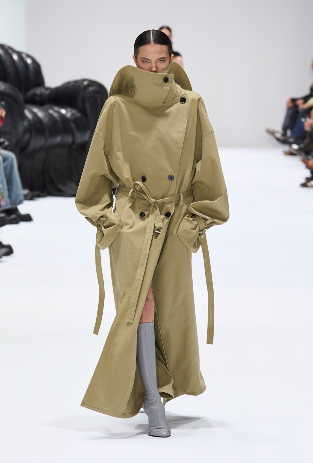  موديلات ترنش من Acne