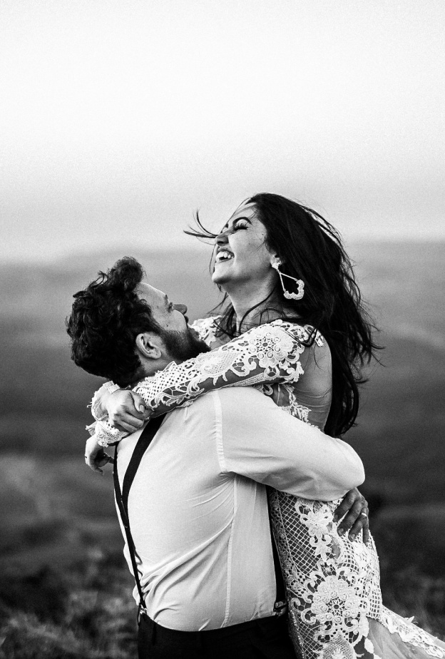 اختاري تاريخاً مميزاً ليوم  زفاف سعيد