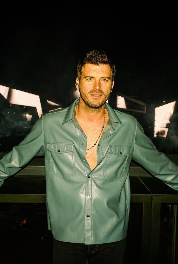 نجوم أتراك انفصلوا بعد ارتباط سنوات