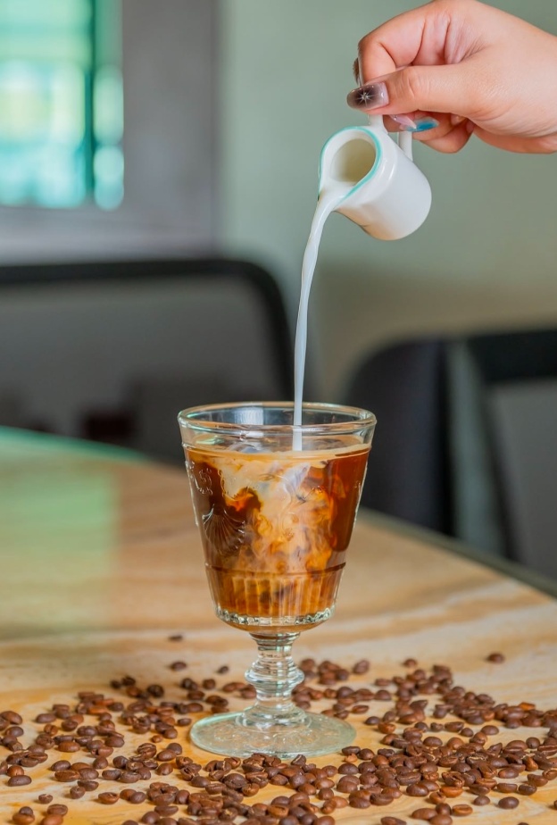 "هي" تقدم لكِ أفضل 15 مقهى حرفي في دبي