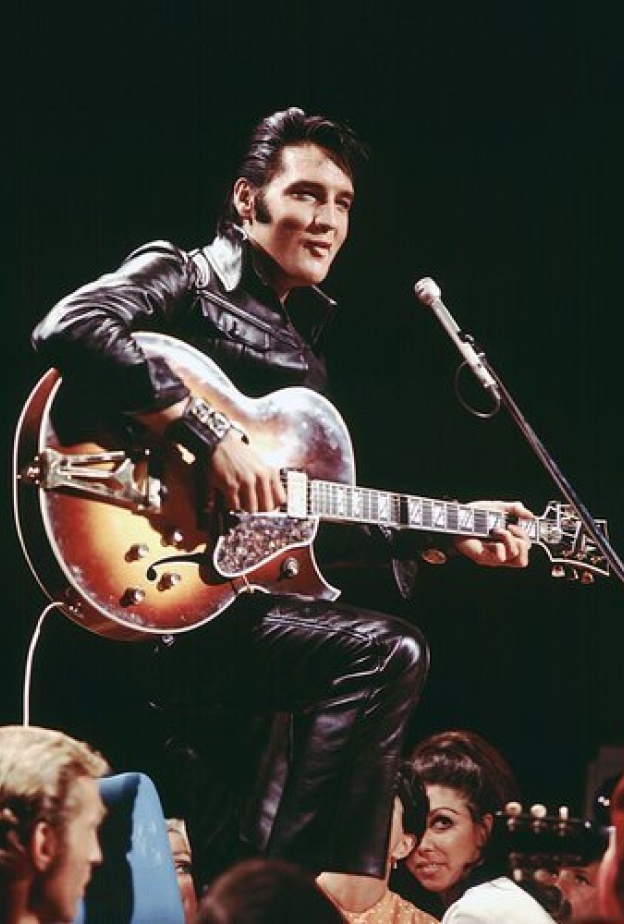 الفيس بريسلي 