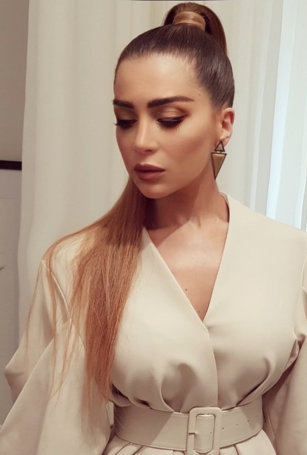 مي عز الدين