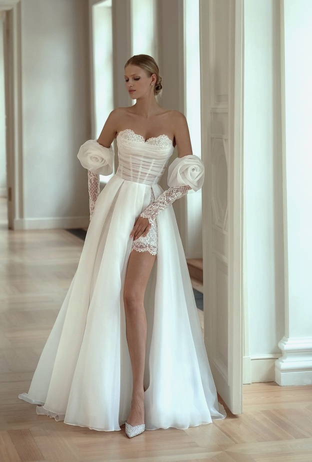 فستان زفاف بالتول مع أكمام منفصلة من دار هرمز العرائسية العالمية