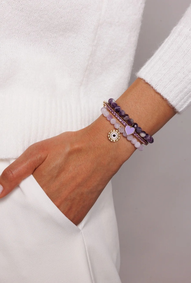 أجمل مجوهرات جمشت عصرية لهدايا شهر فبراير الصورة من Sydney Evan