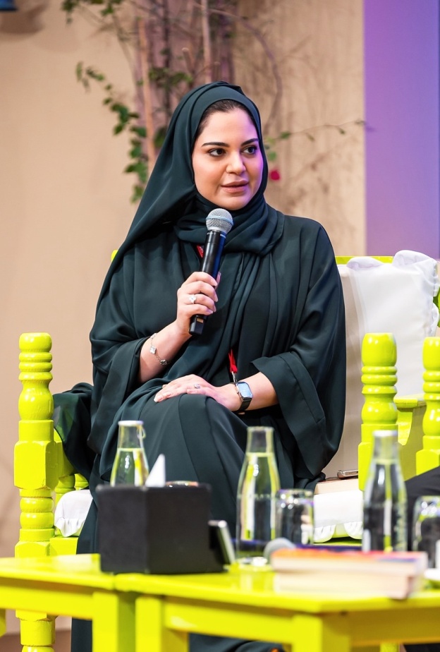 الكاتبة الإماراتية نادية النجار في القائمة القصيرة للجائزة العالمية للرواية العربية