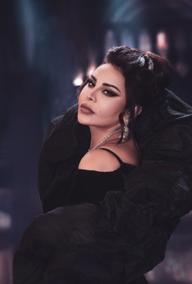 بمناسبة عيد الحب 2025 النجمة أحلام بمجوهرات لافتة