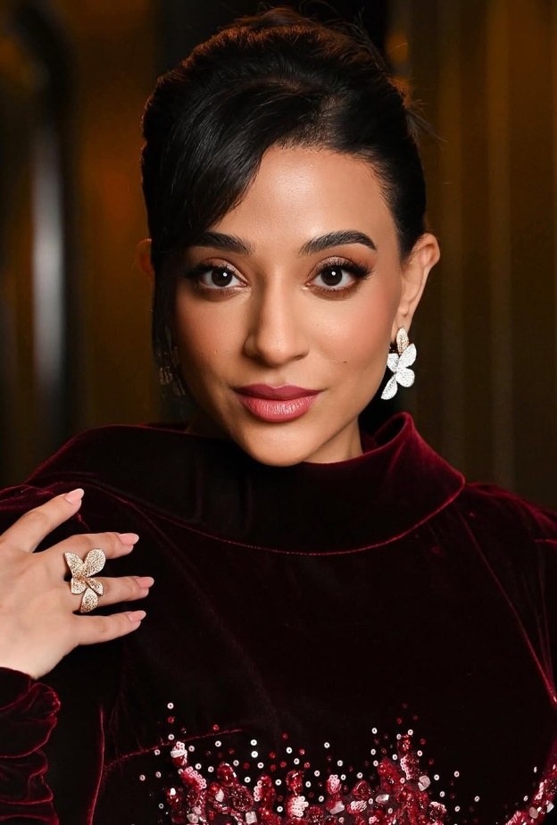 الفنانة السعودية خيرية ابو لبن