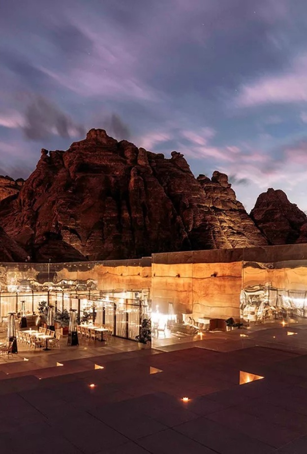 7 مطاعم فاخرة في العلا تقدم لكم تجربة رمضانية استثنائية 