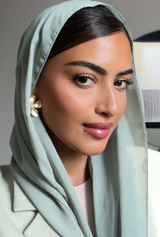 خبيرة التجميل والمؤثرة السعودية يارا النملة- صورة من حسابها على انستغرام