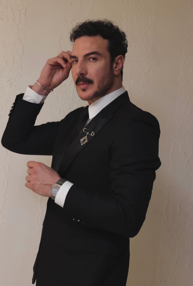 النجم السوري باسل خياط