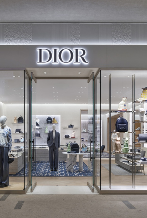 بوتيك Dior الجديد في سوليتير مول الرياض