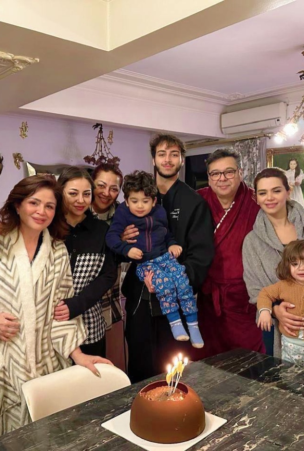 عائلة الهام شاهين