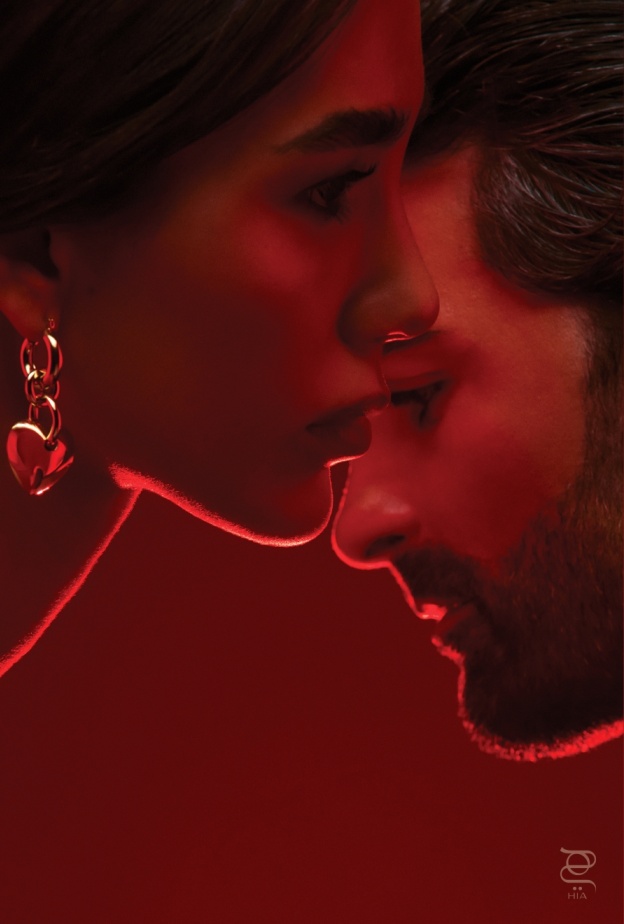 خاص "هي": اختلاف الثقافات نجاح وتحديات.. نـاديـن عبـدالعـزيـز تكشـف أسرار حبّها