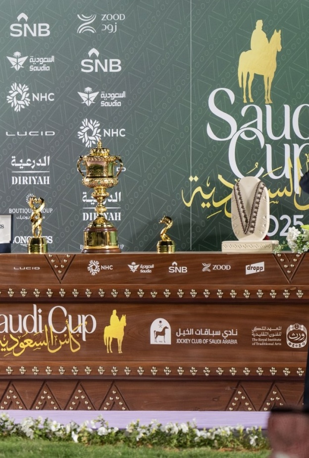 خاص لـ"هي": ميدالية بشت البرقاء في كأس السعودية 2025 .. تحفة وطنية صاغتها أنامل سعودية في 83 ساعة