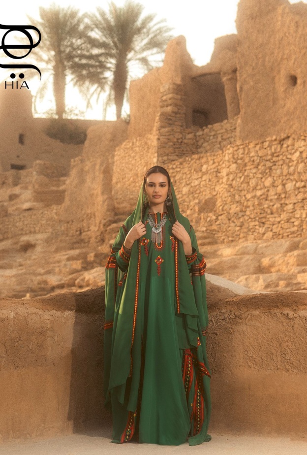 المنسق السعودي سلطان الملحم لـ"هي": أعدنا إحياء التراث بروح معاصرة في "ثوب المتفت" بمناسبة يوم التأسيس