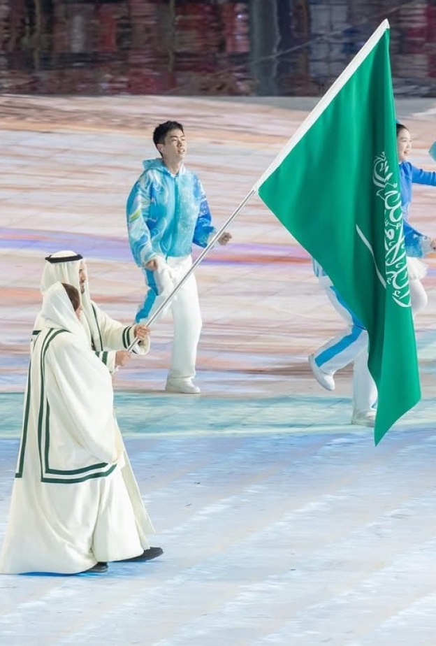 العلم السعودي يرفرف للمرة الأولى في دورة الألعاب الآسيوية الشتوية