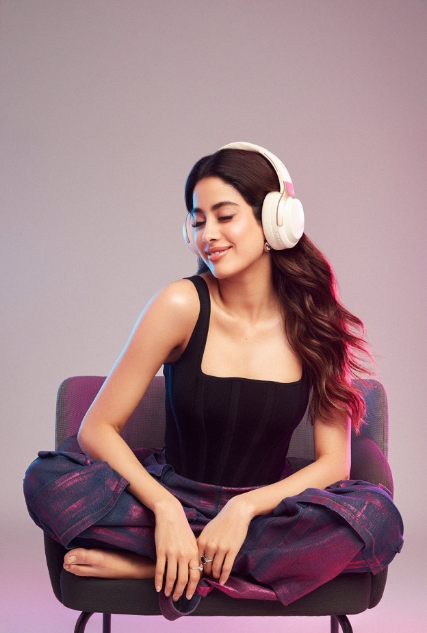 جانفي كابور Janhvi Kapoor مواليد 6 مارس