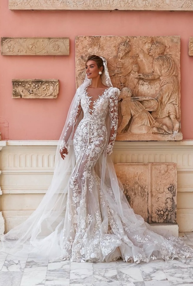 فستان زفاف يجسّد بلورات الثلج من دار  Oskana Bridal