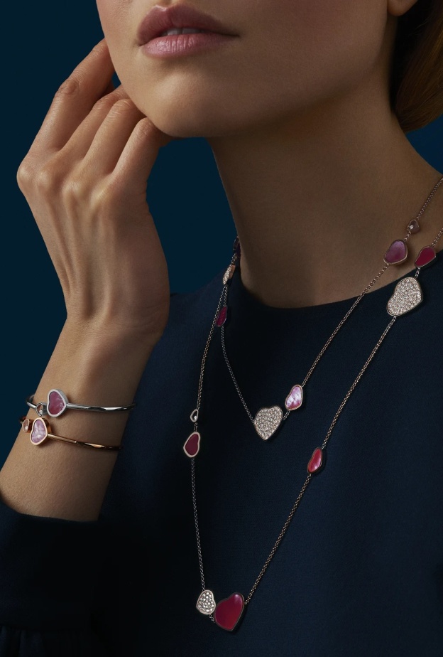 قلادة Happy Hearts من شوبارد Chopard