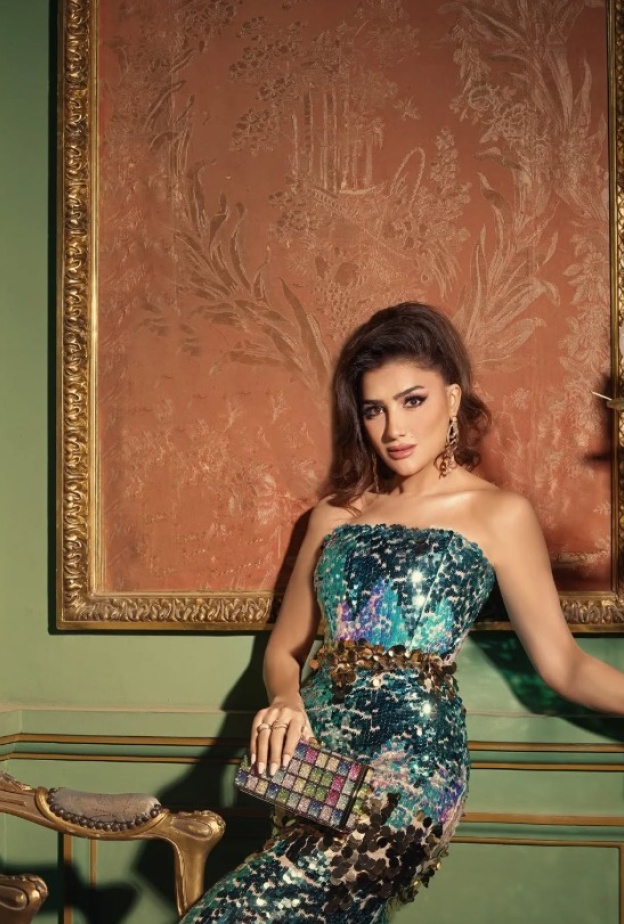 مجوهرات مي عمر بطلة مسلسل إش إش 