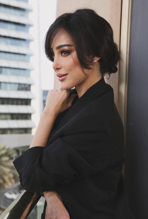 الفنانة بسمة بوسيل صورة من حسابها على انستغرام