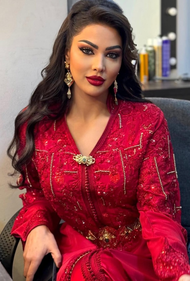 النجمة المغربية ابتسام تسكت - صورة من حسابها على انستغرام