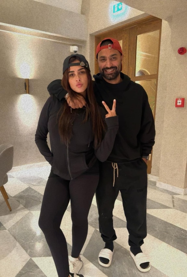 ياسمين عبد العزيز